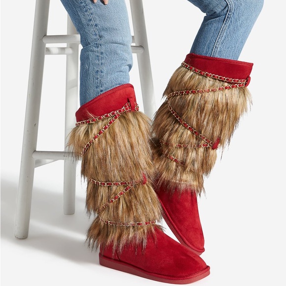 Shoe dazzle Winters Here Fuzzie Boot in Chili Pepper Red - Picture 4 of 14